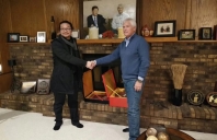 美国金伯利农场主金伯利先生、荣盛集团张总来访海岸共商规划大计